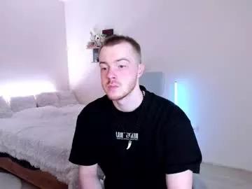 toohornyserj on Chaturbate