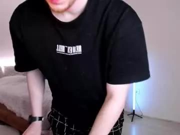 toohornyserj on Chaturbate