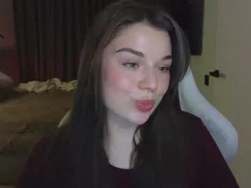 tutti_frutti_ on Chaturbate 