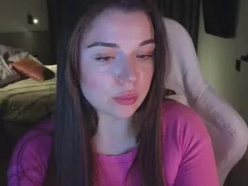 tutti_frutti_ on Chaturbate 