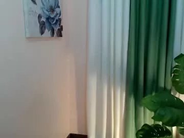 venus_sunrise07xx on Chaturbate