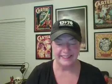 wendycu — Good tunes here! Come in and chat. Happy Sunday!! PLEASE read my notes before you come in, will save you lots of questions! Please, no PM. #nonude #mature