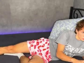 xavier_200 — flash dick  [85 tokens left] #18 #new #hairy #twink #bigcock