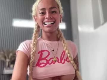 Freechat xmonstrouscockivy on Chaturbate