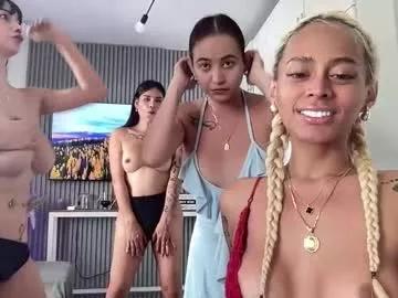 Freechat xmonstrouscockivy on Chaturbate