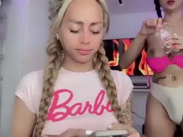 Freechat xmonstrouscockivy on Chaturbate