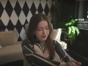 ynnenbrynn on Chaturbate 