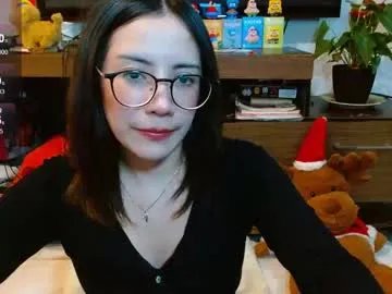 ziremya — Show ass  [7 tokens left] #cosplay #feet #natural #skinny #bigass