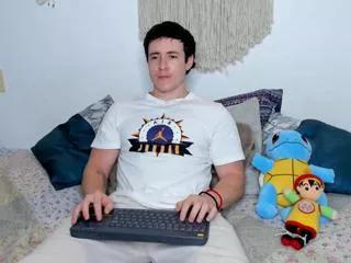 aaron_bain on Flirt4Free 