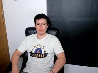 aaron_bain on Flirt4Free 