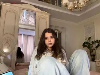 alodie_baber on Flirt4Free 