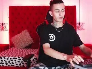 angel_hernandex on Flirt4Free