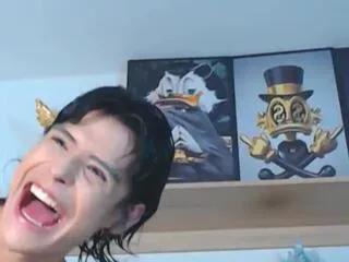 charlie_tomsom on Flirt4Free 