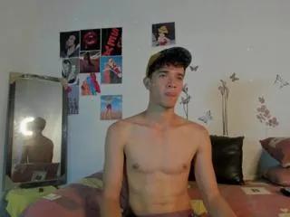 cristofer_hanks on Flirt4Free 