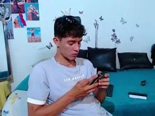 cristofer_hanks on Flirt4Free 
