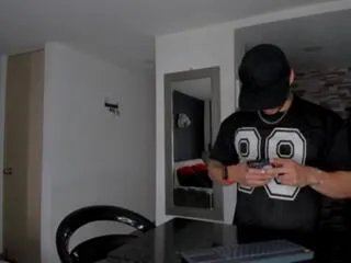 dammian_miller — Away on Flirt4Free