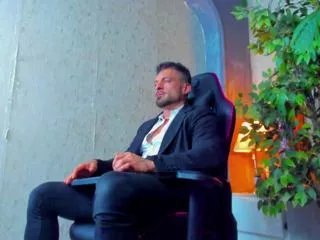 dennis_cox on Flirt4Free 