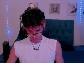 desmond_connor on Flirt4Free 