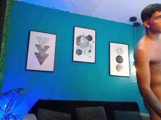 eithan_nico on Flirt4Free 