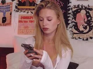 emma_wilde on Flirt4Free 