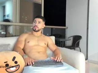 ezzio_scolaro on Flirt4Free 