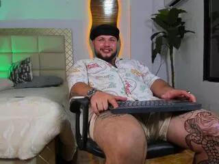 gabrielly_marcuus on Flirt4Free 