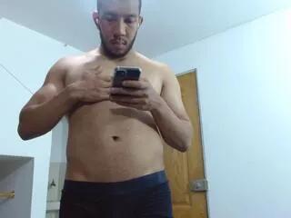 holl_latin on Flirt4Free