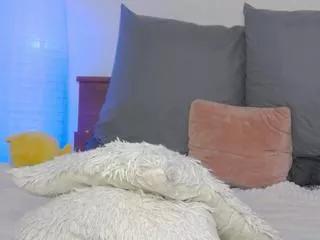 kira_mae on Flirt4Free 