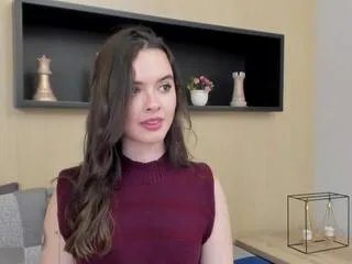 lenna_whitee on Flirt4Free 