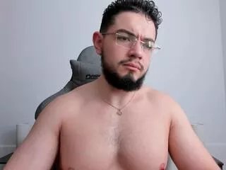 luigi_white on Flirt4Free