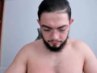 luigi_white on Flirt4Free