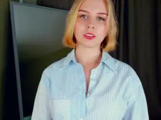 mae_dobbs on Flirt4Free 