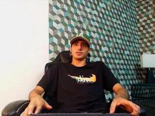 matthew_dixon on Flirt4Free 