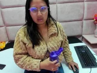 miaa_smiith — Freechat on Flirt4Free