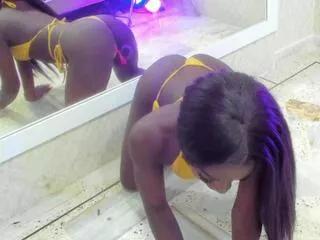 naomi_lewiis on Flirt4Free 