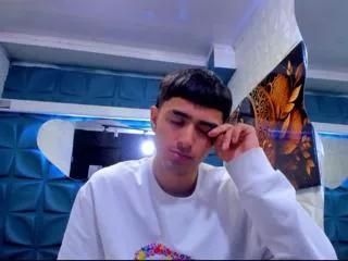 nathan_maxime on Flirt4Free 