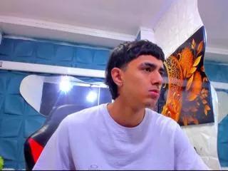 nathan_maxime on Flirt4Free 