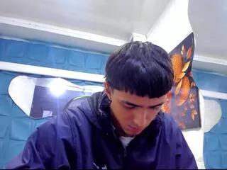 nathan_maxime on Flirt4Free 