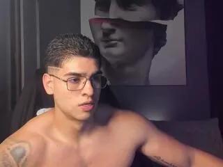 nicolas_dwayne on Flirt4Free