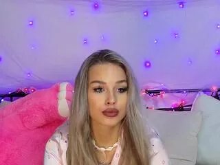 nikki_alman on Flirt4Free 
