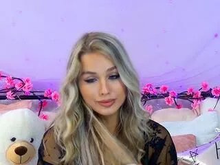 nikki_alman on Flirt4Free 