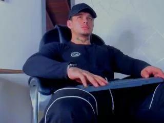 noah_mush on Flirt4Free 