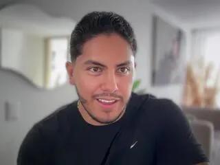 owen_pierces — Freechat on Flirt4Free