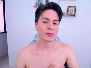 ryan_rousse — Freechat on Flirt4Free
