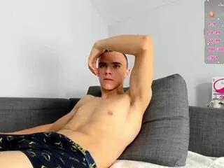 thomas_johnnson — Freechat on Flirt4Free