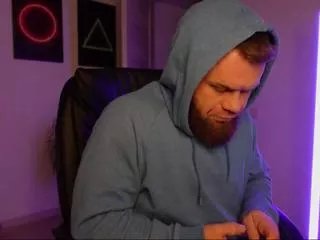 tommy_burnz on Flirt4Free 