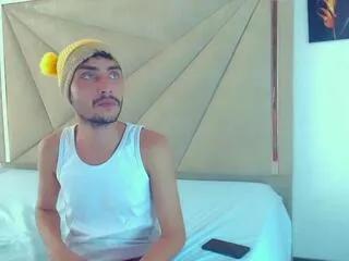 valentin_rizzi — Freechat on Flirt4Free