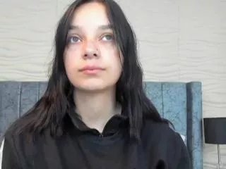 valentinna_ferrer on Flirt4Free