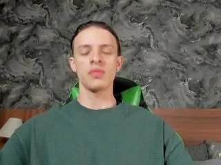walker_brown — Freechat on Flirt4Free