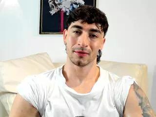 will_ferrari on Flirt4Free 